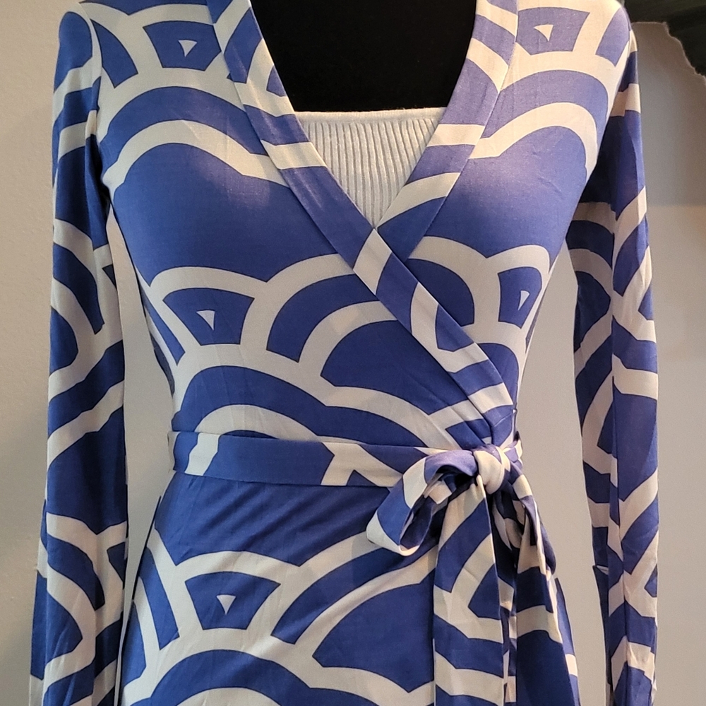 Diane Von Furstenberg Wrao Dress - Picture 2 of 8